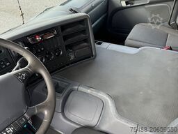 SCANIA P 320 TRASPORTO ANIMALE 6X2