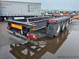 VAN HOOL 94/3067. flat container chassis all connections...