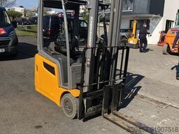 Jungheinrich EFG215 Li-ion /3.3m/ 5799h