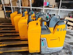 Jungheinrich ERE225 1400mm/ 465ah/ 4pc in stock