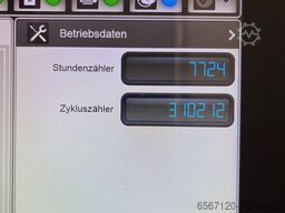 BYSTRONIC + KUKA Xpert 40/1030 + KR10R 1100 sixx