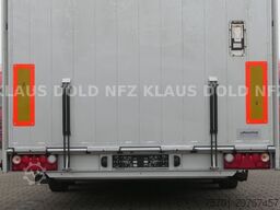 Moetefindt Autotransporter mit Planenaufbau