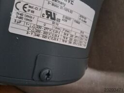 SEW-EURODRIVE RF27 DRN90LA/TF/V