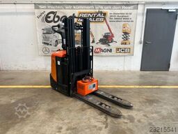 Toyota SPE 125 / nur 378h ! / Batterie 2025 / HH:3.35m