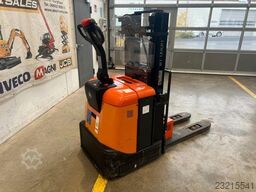 Toyota SPE 125 / nur 378h ! / Batterie 2025 / HH:3.35m