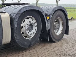 VOLVO FM 460 13LTR 6X2 STEERED