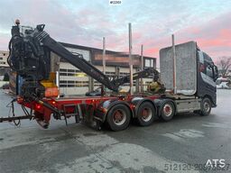 Volvo FH16 8x4 Globetrotter Royal timber truck w/Loglift