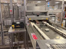 Comas / Baker Perkins MUFFIN LINE / 15m Travelling Oven