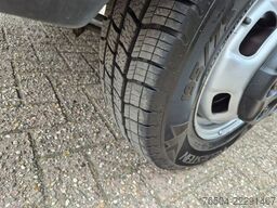 Iveco Daily 35C16 2.3D/ Navi/ Airco/ E6/ 22 KUB