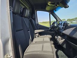 MERCEDES-BENZ SPRINTER 317 L2H2 3.5T-Trekhaak!