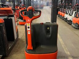 Linde L12 //