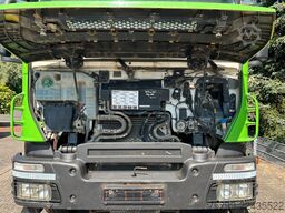 IVECO 410 Chassis 6x4