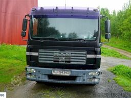 MAN TGL 8.240 4x2 flatbed truck w / aluminum box