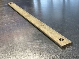 Gesamtlänge: 441 mm/ Querschnitt: 30 x 6 mm