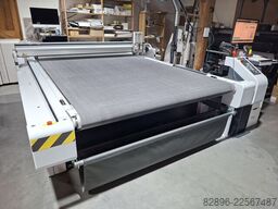 Zünd G3 L-2500 (1800x3200)
