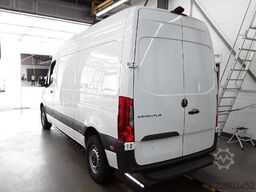 Mercedes-Benz eSprinter Rückkamera Sitzheizung DAB Automatik