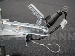 Martz GP 2 PREMIUM I ALUBODEN 230X155CM 750KG 2ER MOTORRADANHÄNGER