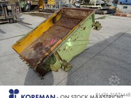  Vibrating Chute Jöst 2000-1100