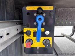SCHMITZ CARGOBULL SKO 24/L - 13.4 FP COOL V7 Doppelstock Liftachse