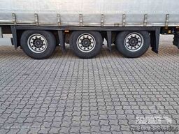 Schmitz Cargobull Curtainsider Mega Getränke