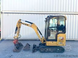 CATERPILLAR 301.8 / 2021 BJ / 1.870 H/ 2 x Löffel/Powertilt
