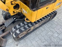 CATERPILLAR 301.8 / 2021 BJ / 1.870 H/ 2 x Löffel/Powertilt
