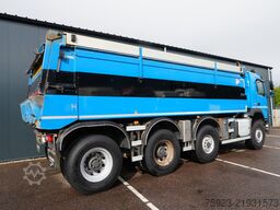 Volvo FMX 500 8x8 tipper 342.000km