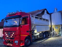 Mercedes Benz 2544 L