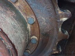 New Holland Kobelco E70 - 8 TON