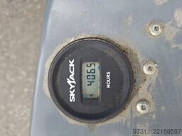 SkyJack SJIII 3219