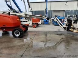 JLG 520AJ