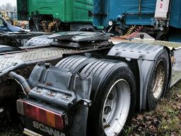 SCANIA R124 LA6X2NA 420