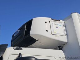 VOLVO FL 210.14 CARRIER TAILLIFT