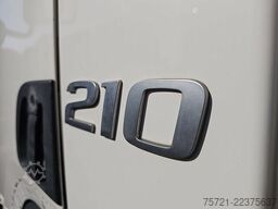 VOLVO FL 210.14 CARRIER TAILLIFT