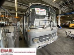MERCEDES-BENZ O 302/ Restourationsobjekt/ Oldtimer