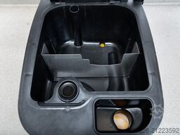 Kärcher BR 40/25 C Bp Pack - NEW BATTERIES