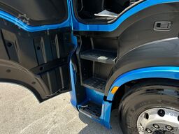 Iveco S-WAY 570
