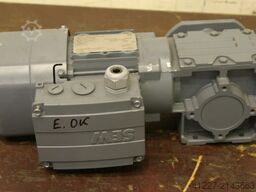 SEW EURODRIVE WF30DRS71S71S4BE05