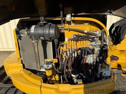 CATERPILLAR 305.5E2 /  Deutsche Maschine / 2 x Löffel