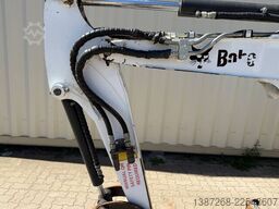 BOBCAT E26 / 2021 BJ / 2 x Löffel / 2.187