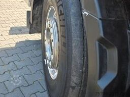 VOLVO Autokran FH16 750 Pritsche EFFER 395/8S Lenk