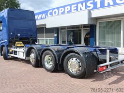 Scania R410 8x2 Chassis cabine Slaapcabine