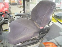 Liebherr L506 mit Palettengabel + Schaufel