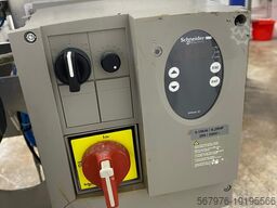 Denestech Mobile lidding applicator with Denester