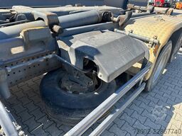 Mercedes-Benz Actros 2646 MP3 ACTROS 2646 V6 6x2 / 3 PEDALS /...