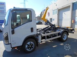 Isuzu M30 - SCARRABILE PALFINGER