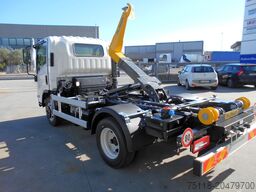 Isuzu M30 - SCARRABILE PALFINGER