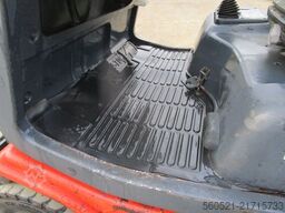 Linde H25D-03 - Triplex-Freihub + Seitenschieber