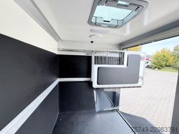 RENAULT Master STX 5 Sitzer Haras ex. Lang Automatik