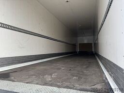 Wielton NS-3 Trockenfracht-Koffer, Liftachse, SA